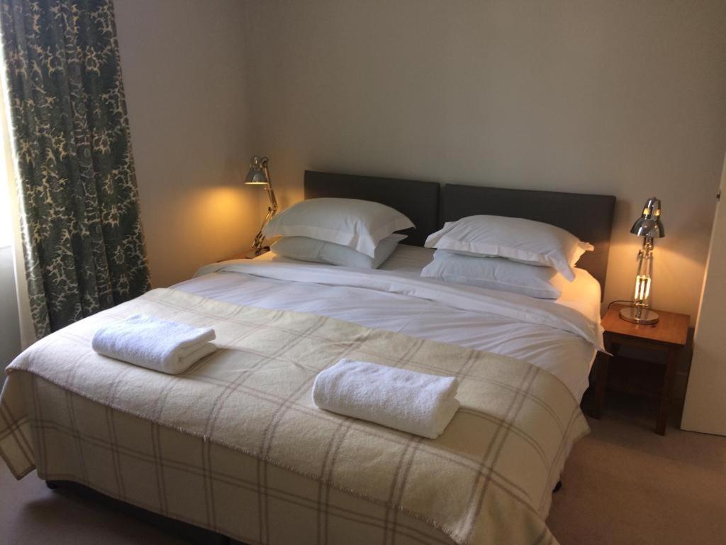런던 Notting Hill Charm -Sleeps 5 - Urban Retreat 아파트 외부 사진