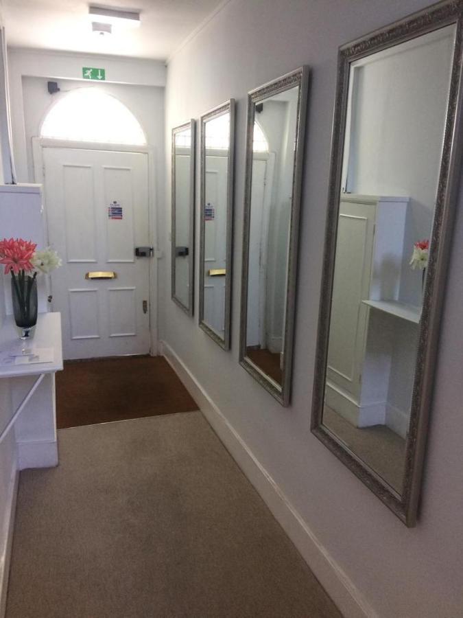 런던 Notting Hill Charm -Sleeps 5 - Urban Retreat 아파트 외부 사진