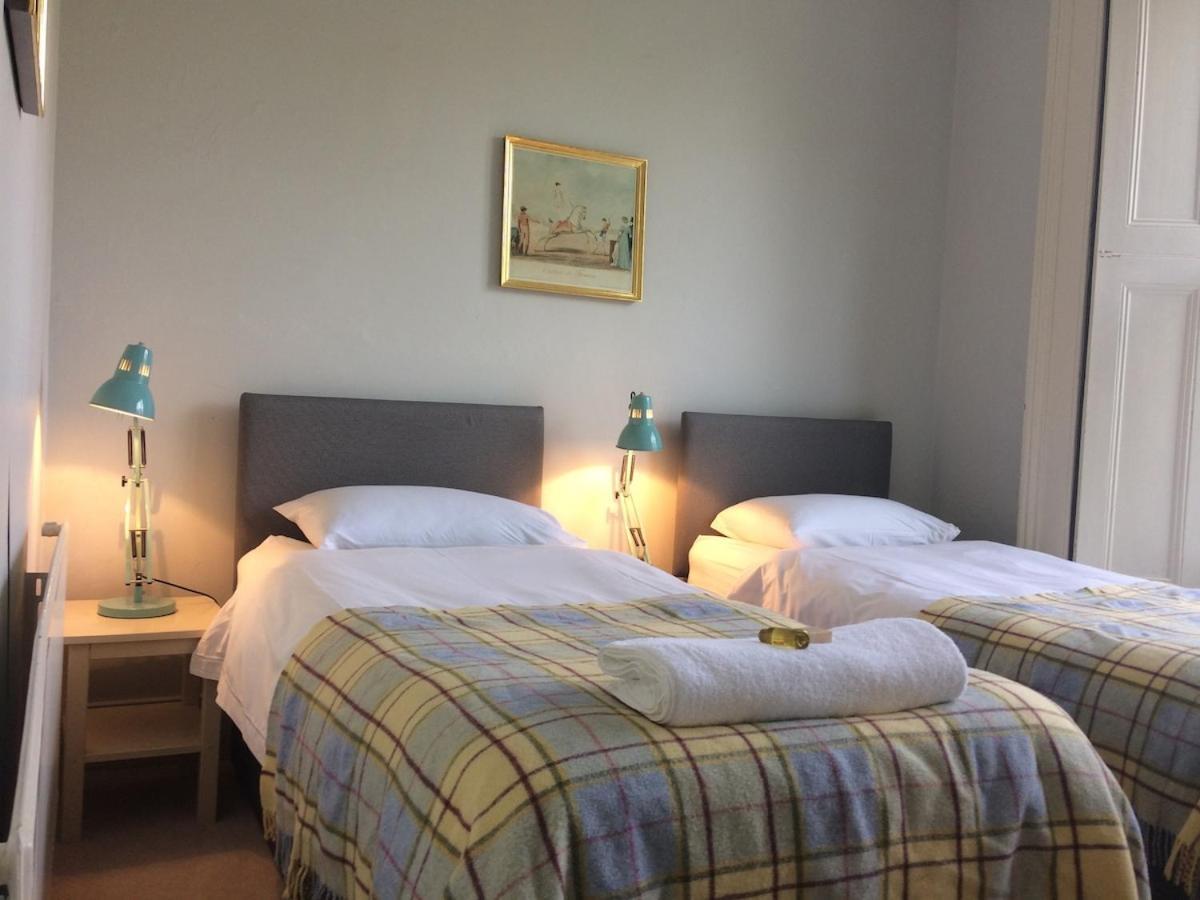 런던 Notting Hill Charm -Sleeps 5 - Urban Retreat 아파트 외부 사진