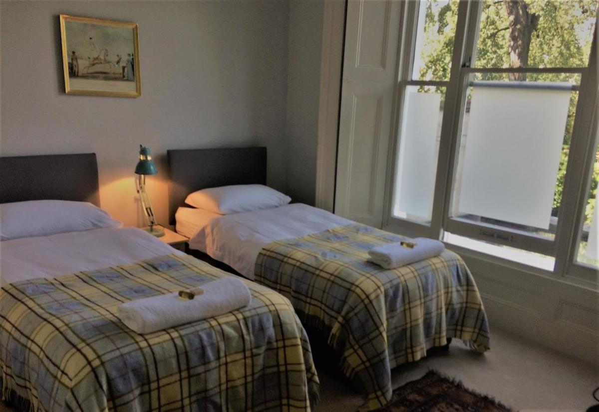 런던 Notting Hill Charm -Sleeps 5 - Urban Retreat 아파트 외부 사진