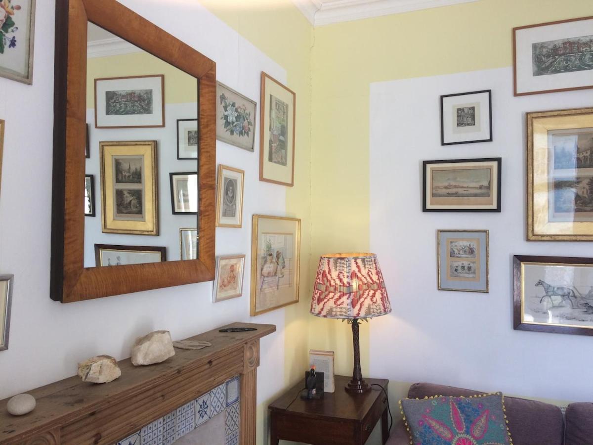 런던 Notting Hill Charm -Sleeps 5 - Urban Retreat 아파트 외부 사진