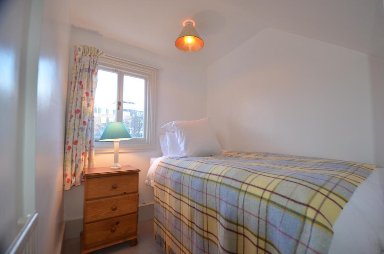 런던 Notting Hill Charm -Sleeps 5 - Urban Retreat 아파트 외부 사진