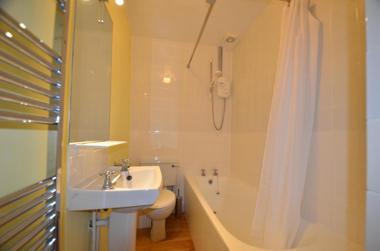런던 Notting Hill Charm -Sleeps 5 - Urban Retreat 아파트 외부 사진